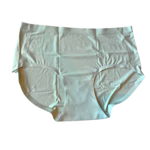 Load image into Gallery viewer, D04 Seamless Comfortable Panties (Size L) (Color random)
